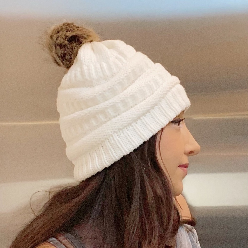 ❤️Pom beanie ivory - Picture 3 of 4
